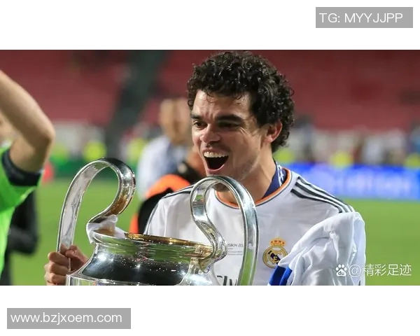 葡萄牙足球明星门将的辉煌历程与传奇瞬间回顾