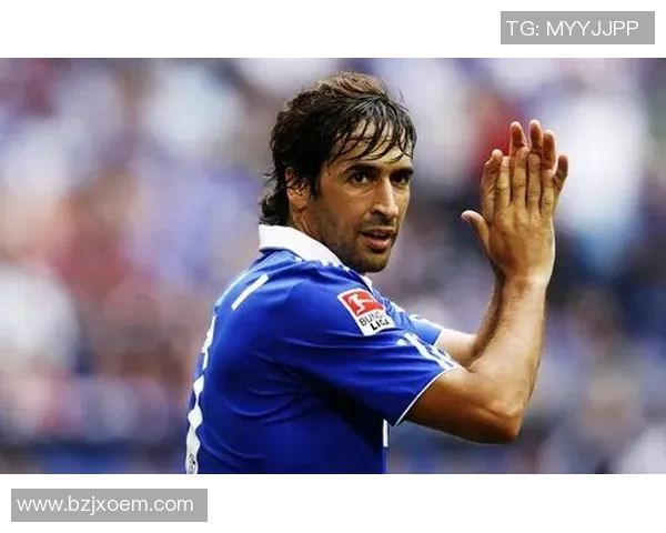 足球明星精彩瞬间绿布素材视频分享助你创作完美作品